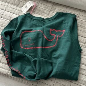 NWT Vineyard Vines Long Sleeve Graphic Pocket Tee